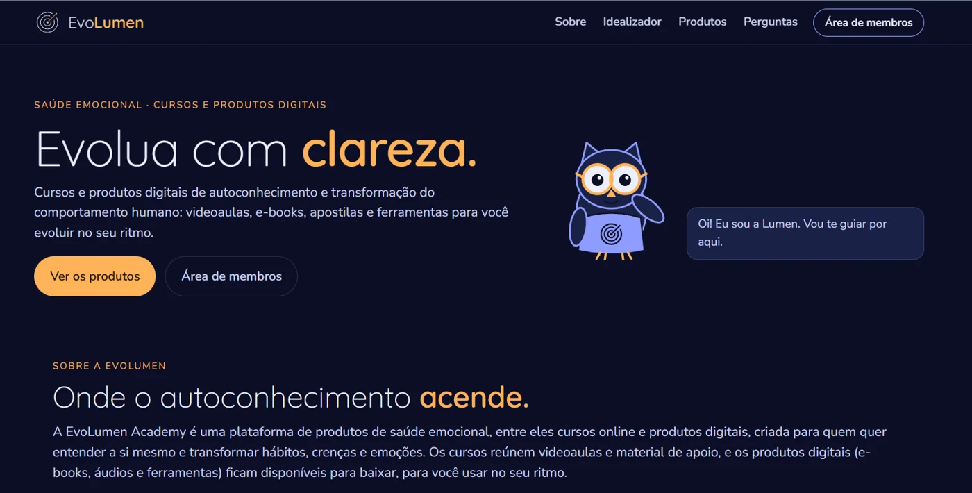 Página inicial da EvoLumen Academy, com o convite Evolua com clareza e a mascote Lumen